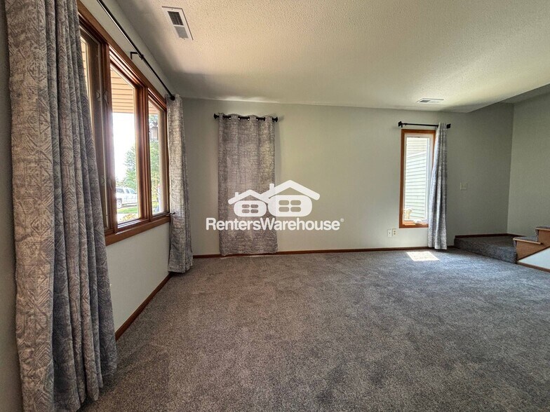 Building Photo - 4679 Sorrel Point