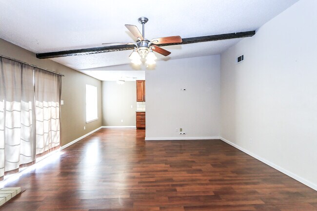 Building Photo - 6407 35th St