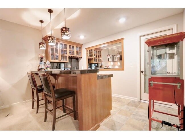 Building Photo - 10617 Sonoma Ridge