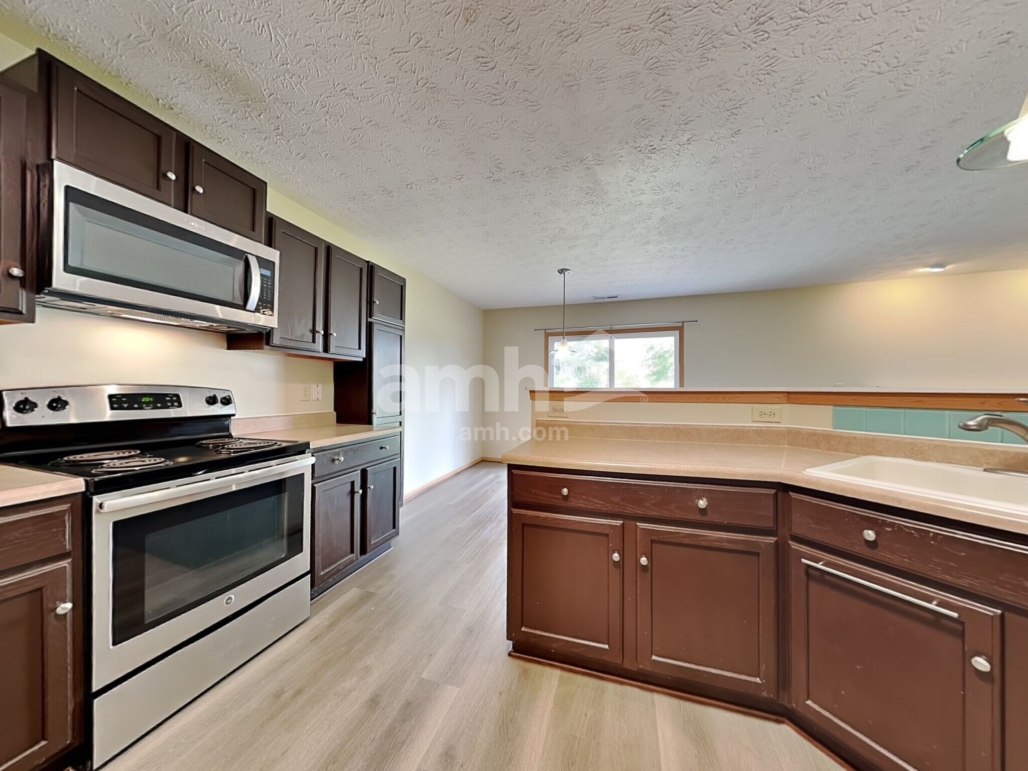 Building Photo - 7474 Heaton Cir