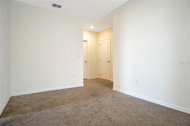 Building Photo - 1739 Post Oak Dr