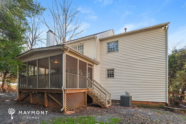 Building Photo - Spacious 4-Bedroom Home in Huntersville, NC