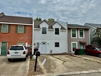 Building Photo - 127 E Pamela Dr