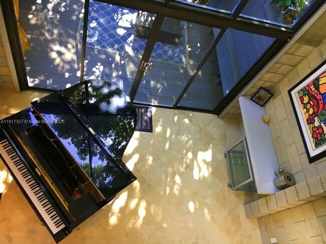 Building Photo - 322 Hendricks Isle