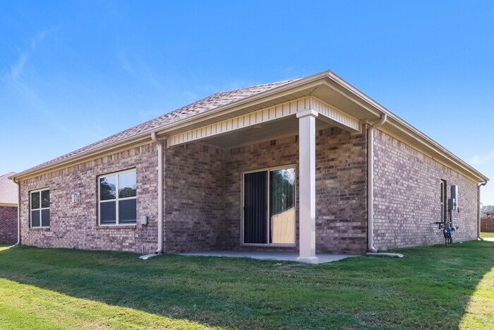 Building Photo - 415 Beau Tisdale Dr