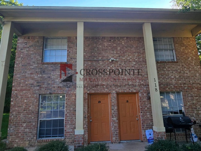 Building Photo - Available Now! Spacious 2-Bedroom, 1.5-Bath Townhome in White Oak!
