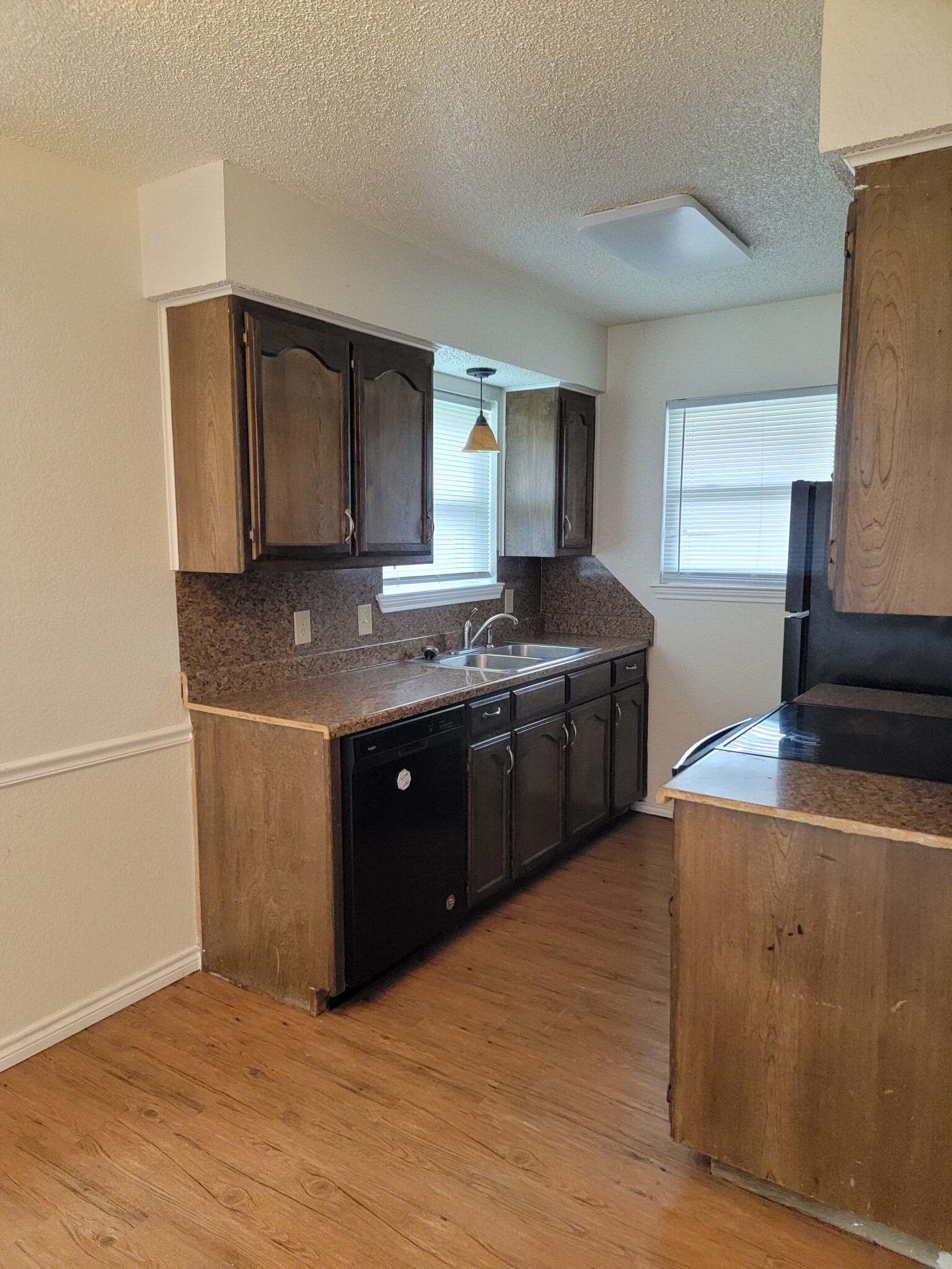 Building Photo - 1321 Quail Trl