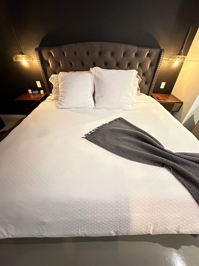 Building Photo - Laconia Lofts