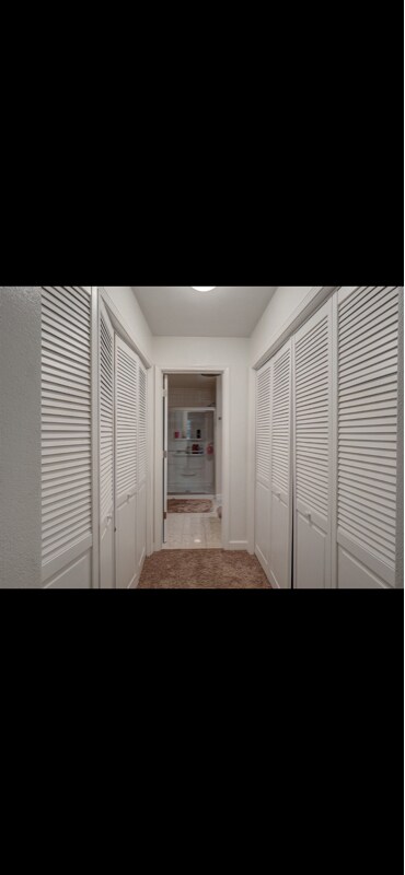 Building Photo - 7110 N Rockvale Dr