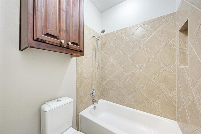 Building Photo - 108 Latitude Ln