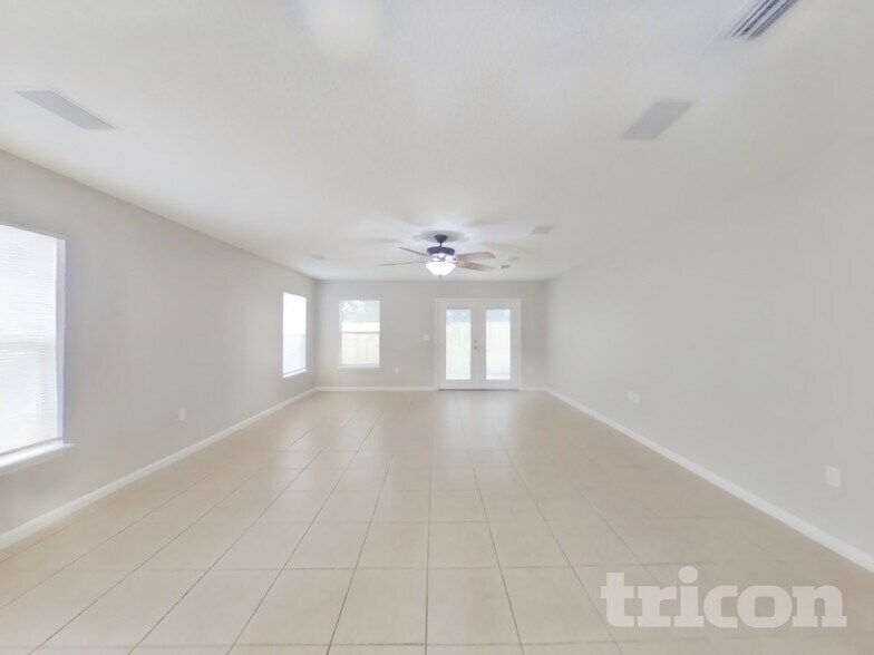 Building Photo - 7944 Cherry Blossom Dr S