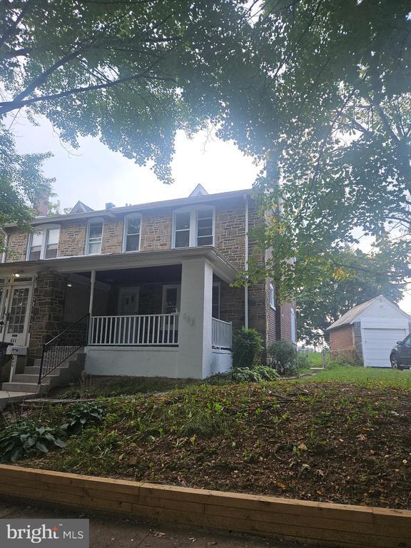 Primary Photo - 609 Harrington St