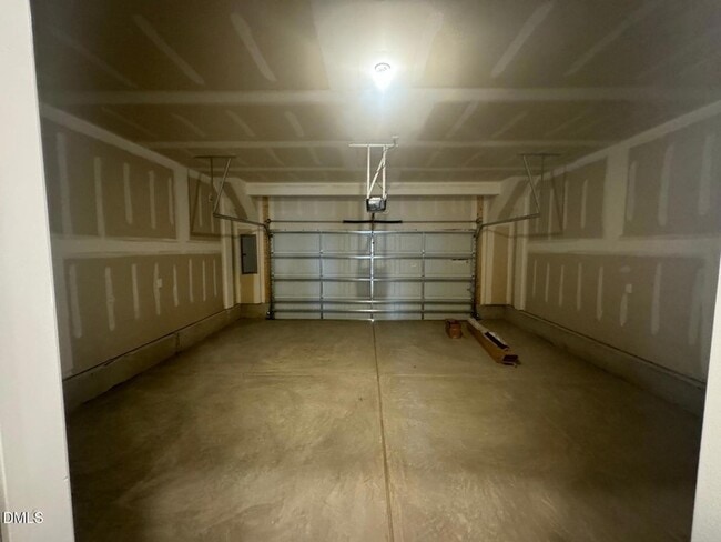 Building Photo - 431 Parker Sta Ave