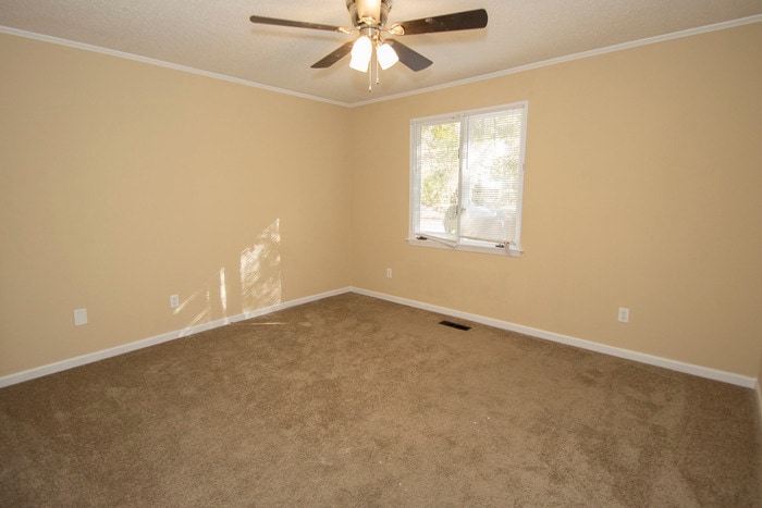 Building Photo - 286 Woodwinds Dr