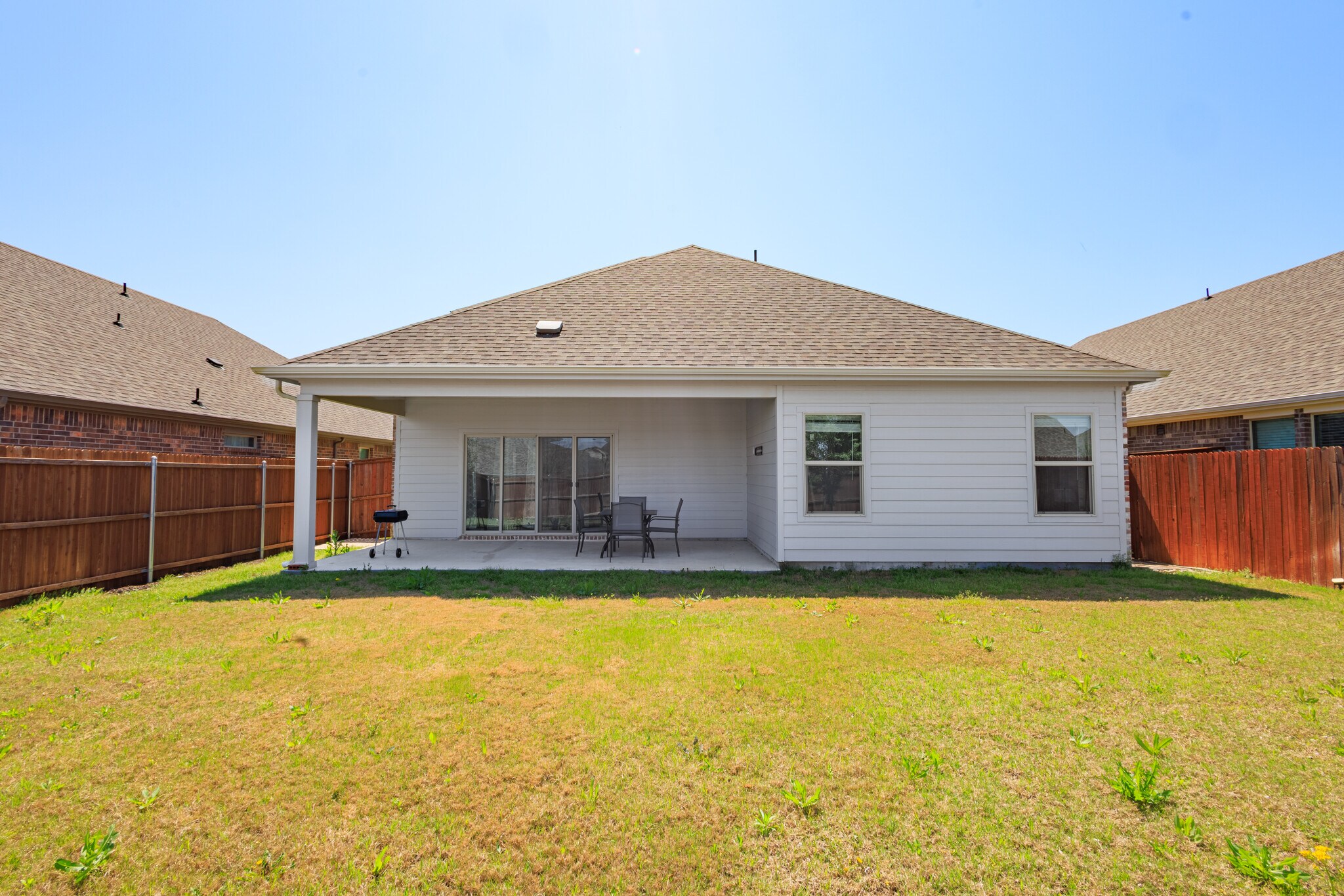 Building Photo - 2104 Bellatrix Dr