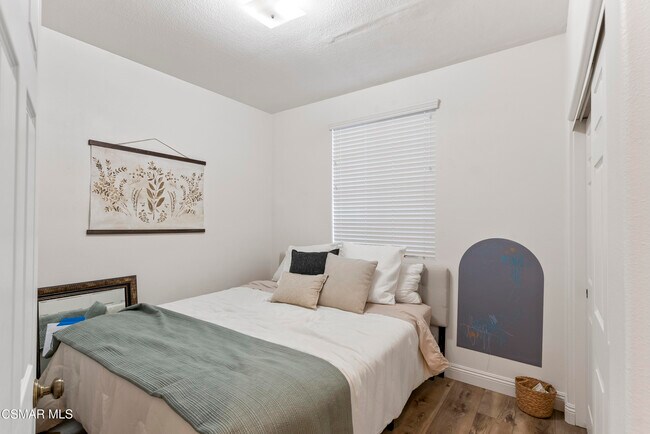 Building Photo - 1134 Gardenia Ln