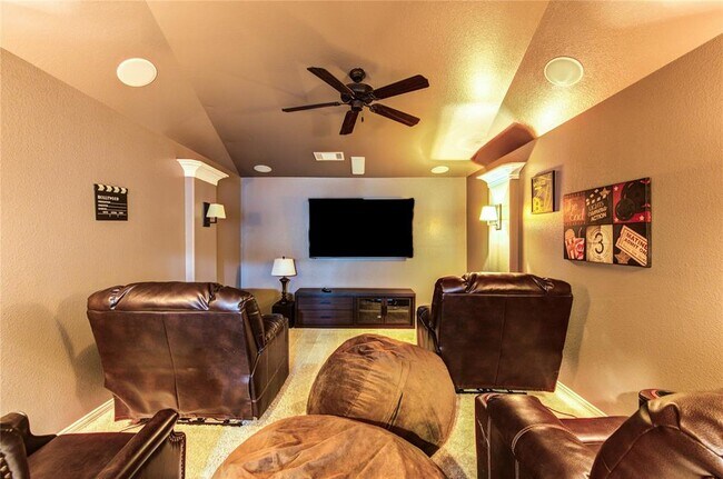 Building Photo - 27818 Pinpoint Crossing Dr