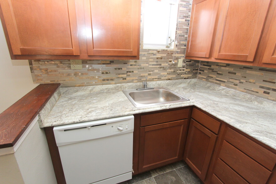 Building Photo - 98 Stotler Rd