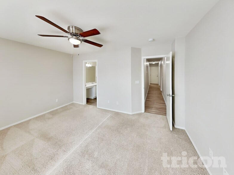 Building Photo - 7833 Flagler St