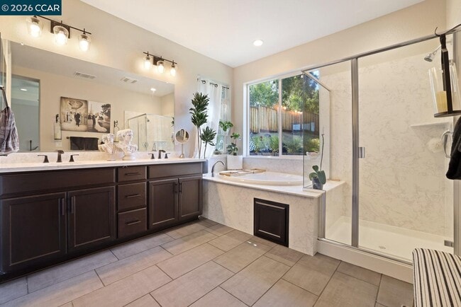 Building Photo - 39 Pato Ln