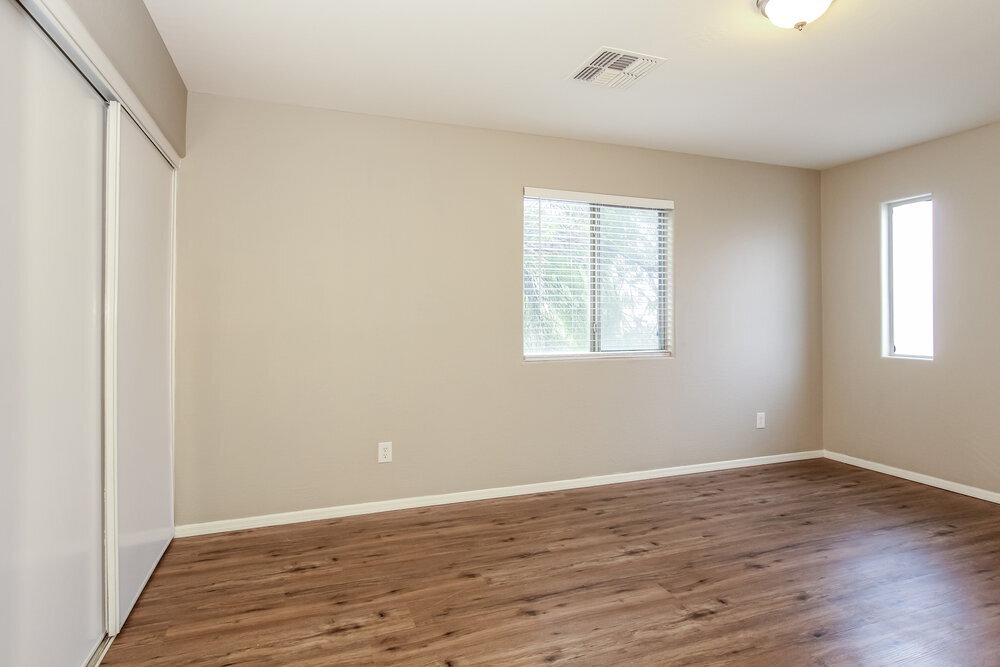 Building Photo - 7225 S 37th Glen