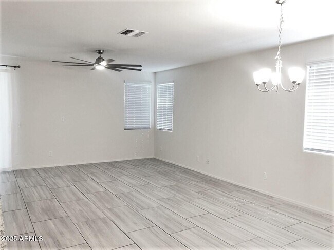 Building Photo - 12220 W Hide Trail