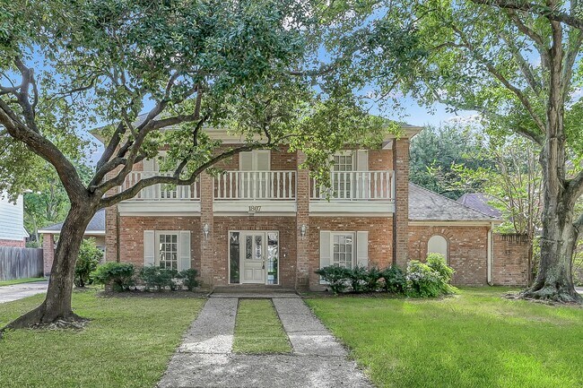 Primary Photo - 1807 Brookchester Dr