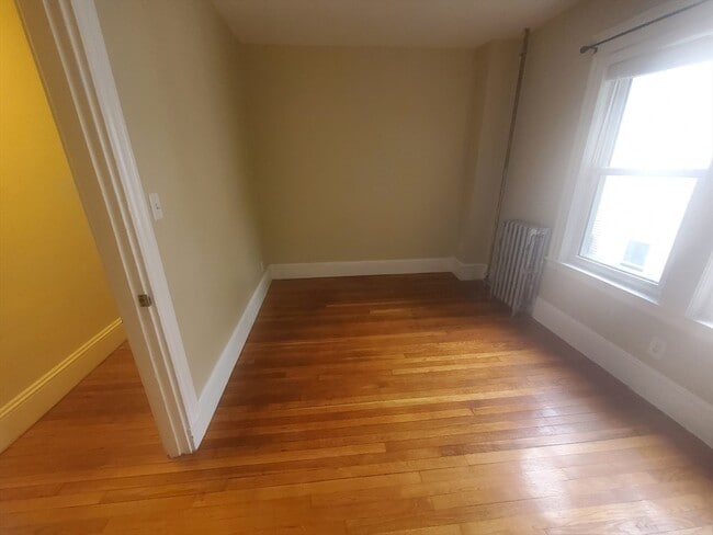 Building Photo - 45 Intervale St