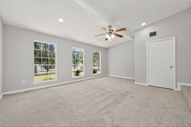 Building Photo - 1305 St Lawrence River Rd