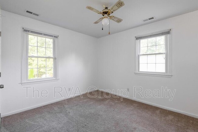 Building Photo - 15711 Gary Ave