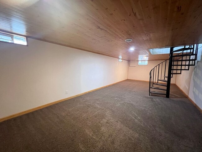 Building Photo - Byron Center Schools - Ranch Style Home!