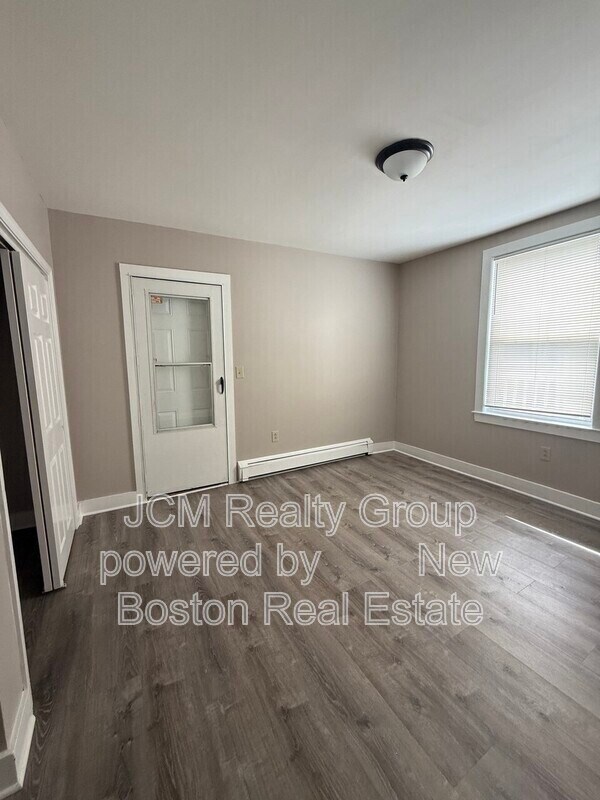 Building Photo - 40 Winthrop St