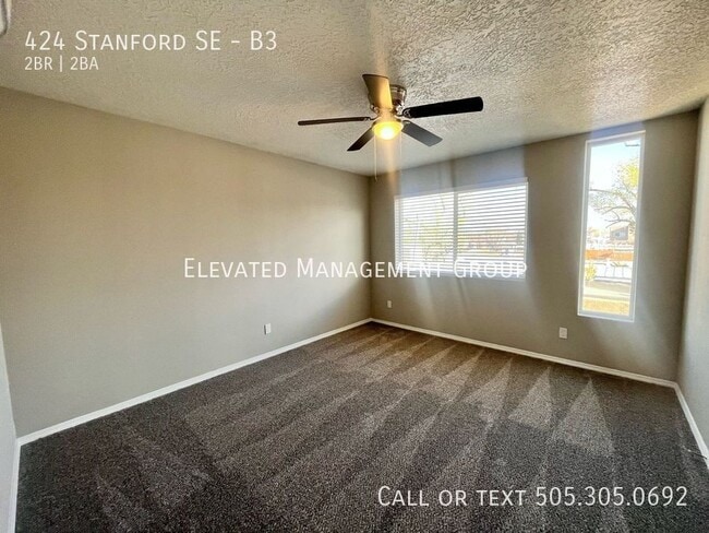 Building Photo - 424 Stanford Dr SE
