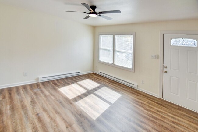 Building Photo - 2625 Harvard Dr