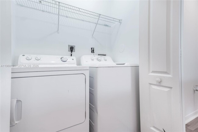 Building Photo - 3186 SW 129th Terrace