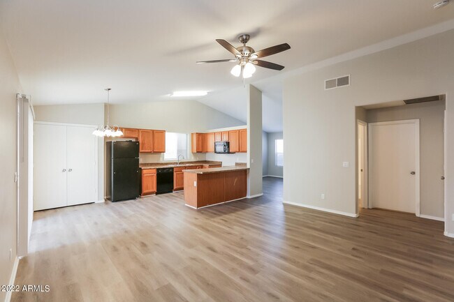 Building Photo - 2839 W Chanute Pass