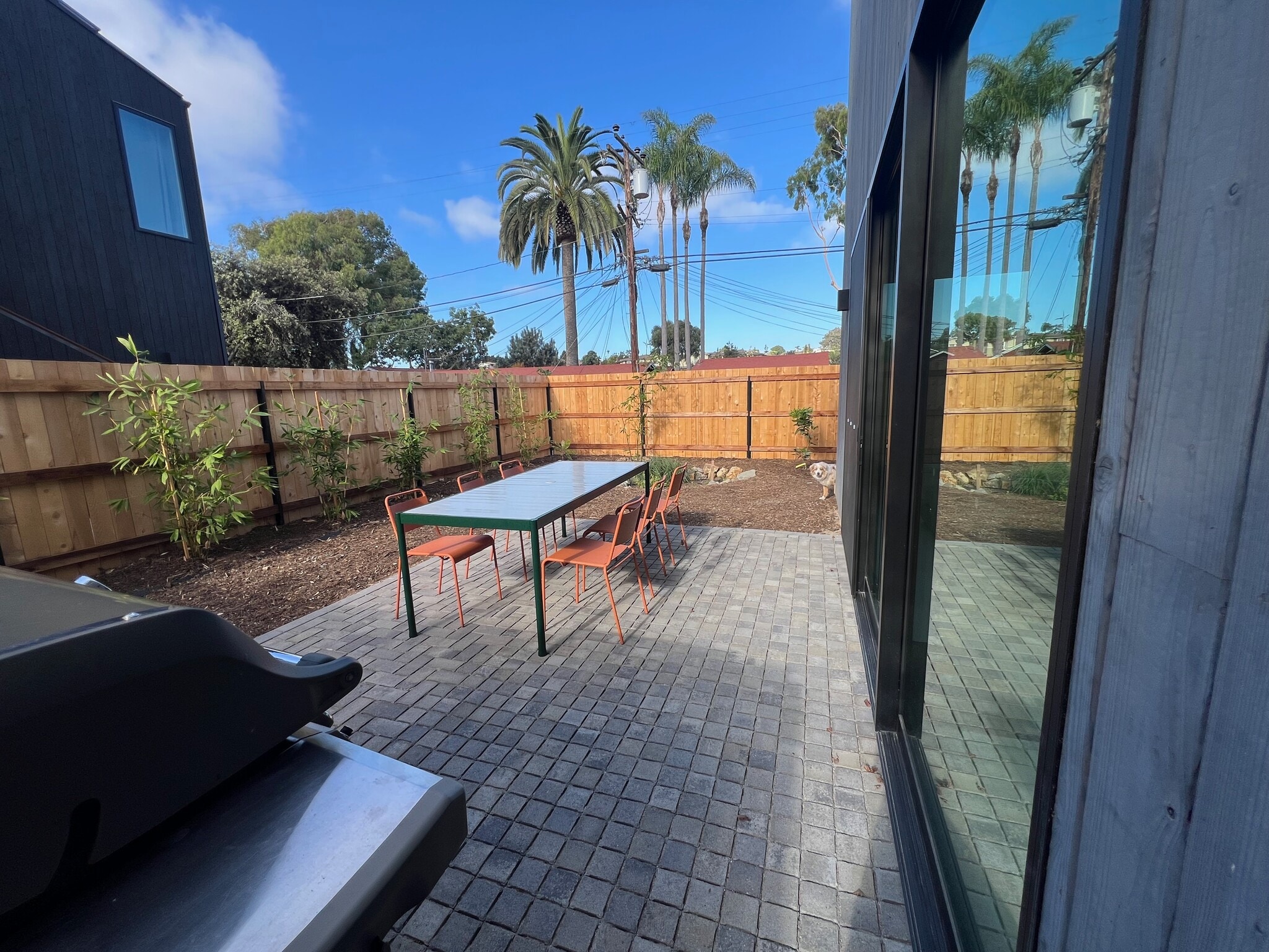 Building Photo - 112 Grandview St