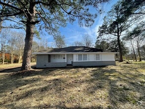 Building Photo - 3509 Cambridge Rd