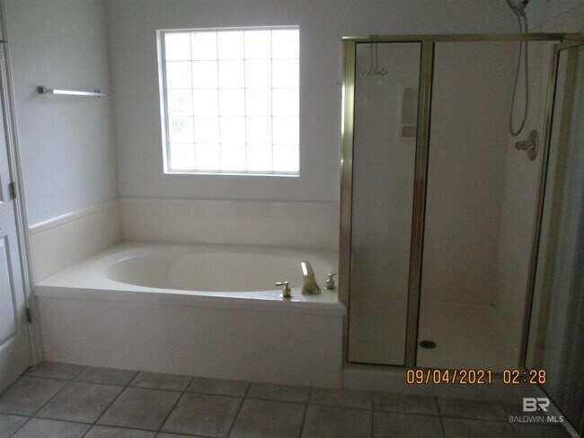 Building Photo - 9153 Parliament Cir