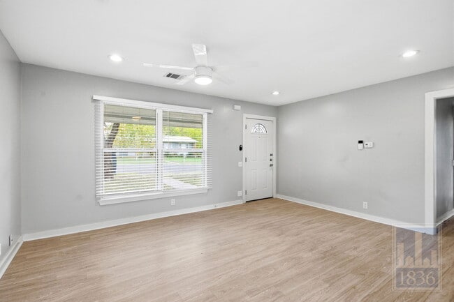 Building Photo - 5308 Overbrook Dr