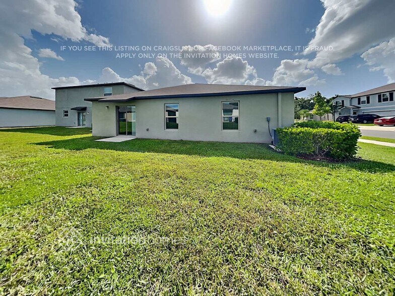 Building Photo - 1408 Flower Dust Dr