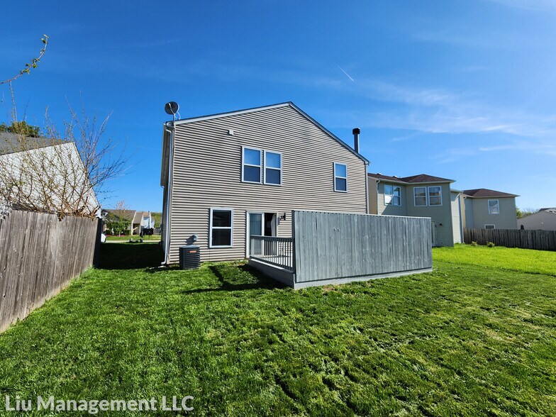 Building Photo - 10345 Carrington Way