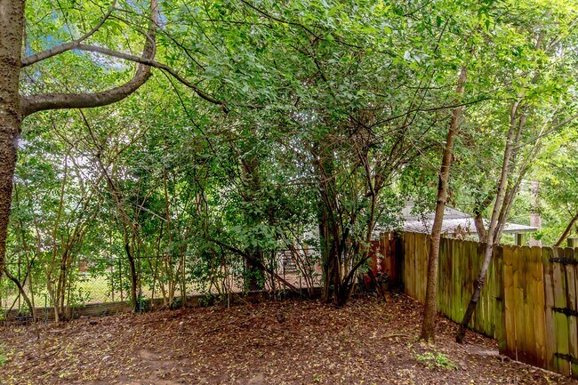 Building Photo - 3105 Pelzer Ave