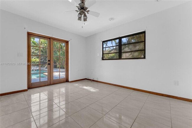 Building Photo - 15305 SW 74th Ct