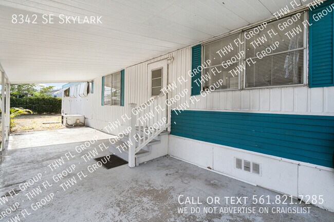 Building Photo - 8342 SE Skylark-