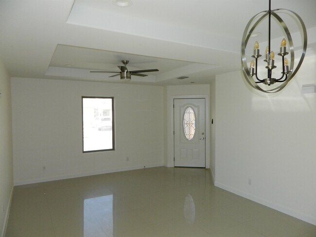 Building Photo - 1615 Dra Eve Perez Lane