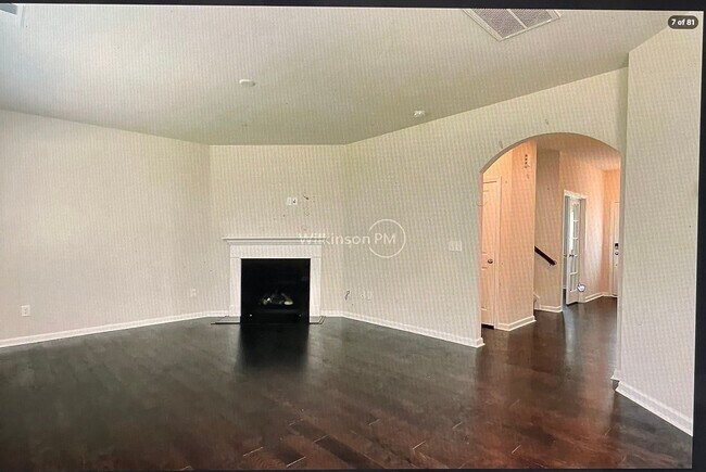 Building Photo - 16029 Duval Dr
