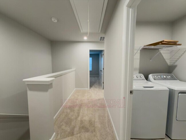 Building Photo - 168 Randwick Ln