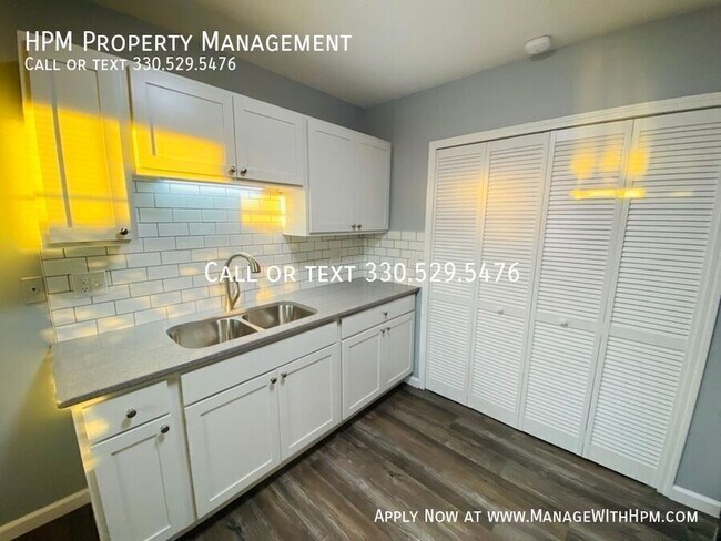 Building Photo - 2531 Zircon St NE