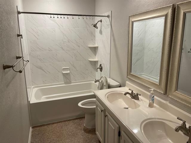 Building Photo - 1520 Mission Ridge Trail